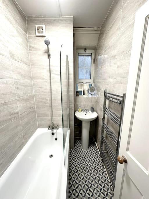Quirky 3 Bedroom Flat In Shoreditch London Exterior foto